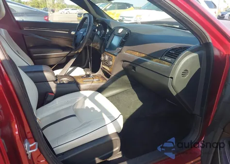 2013 Chrysler 300 Motown из США, поврежденный, VIN 2C3CCAAG5DH745855